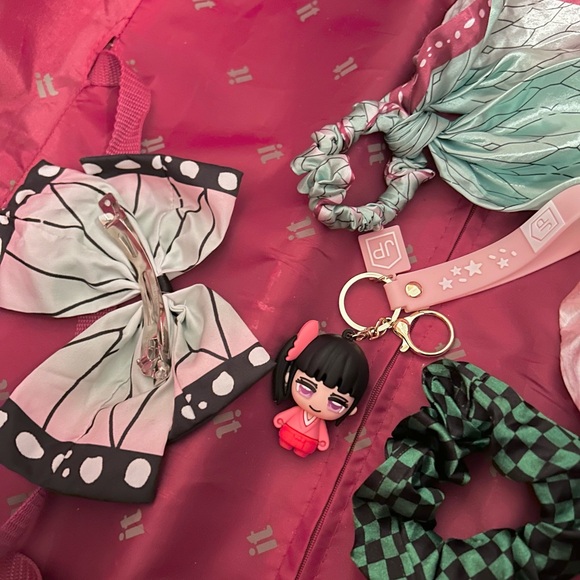 demon slayer anime bundle - Picture 3 of 3